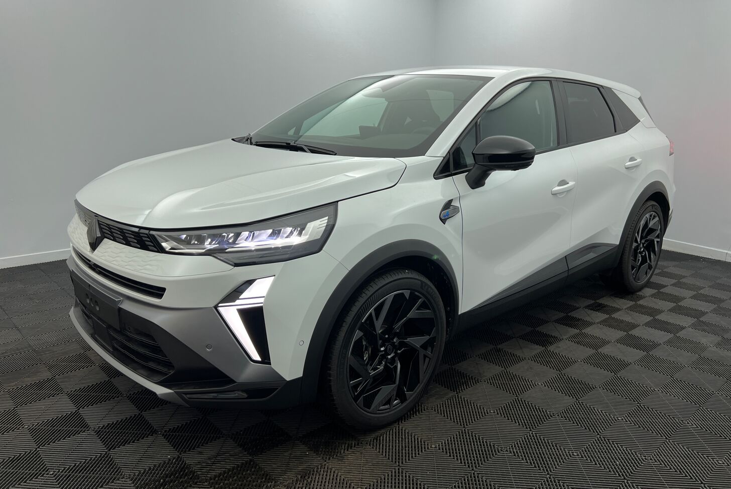 RENAULT Symbioz SUV Hybride Essence