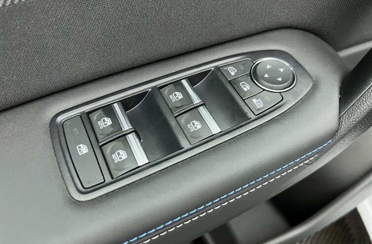 RENAULT Symbioz SUV Hybride Essence