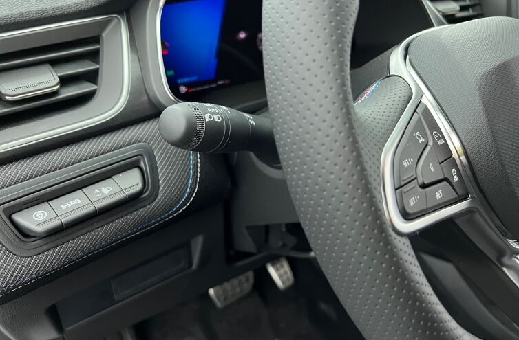 RENAULT Symbioz SUV Hybride Essence