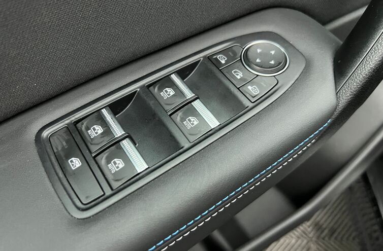 RENAULT Symbioz SUV Hybride Essence