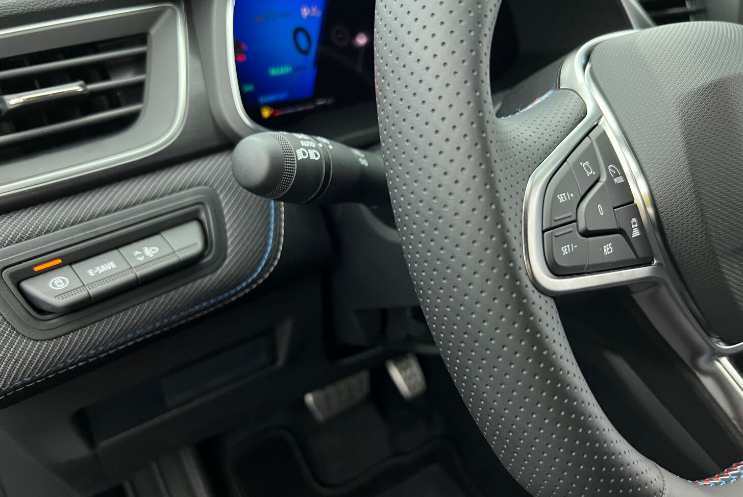 RENAULT Symbioz SUV Hybride Essence