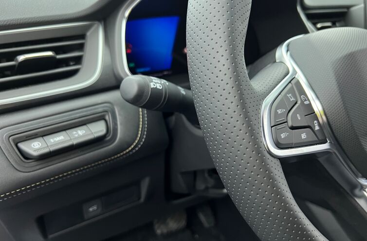 RENAULT Symbioz SUV Hybride Essence