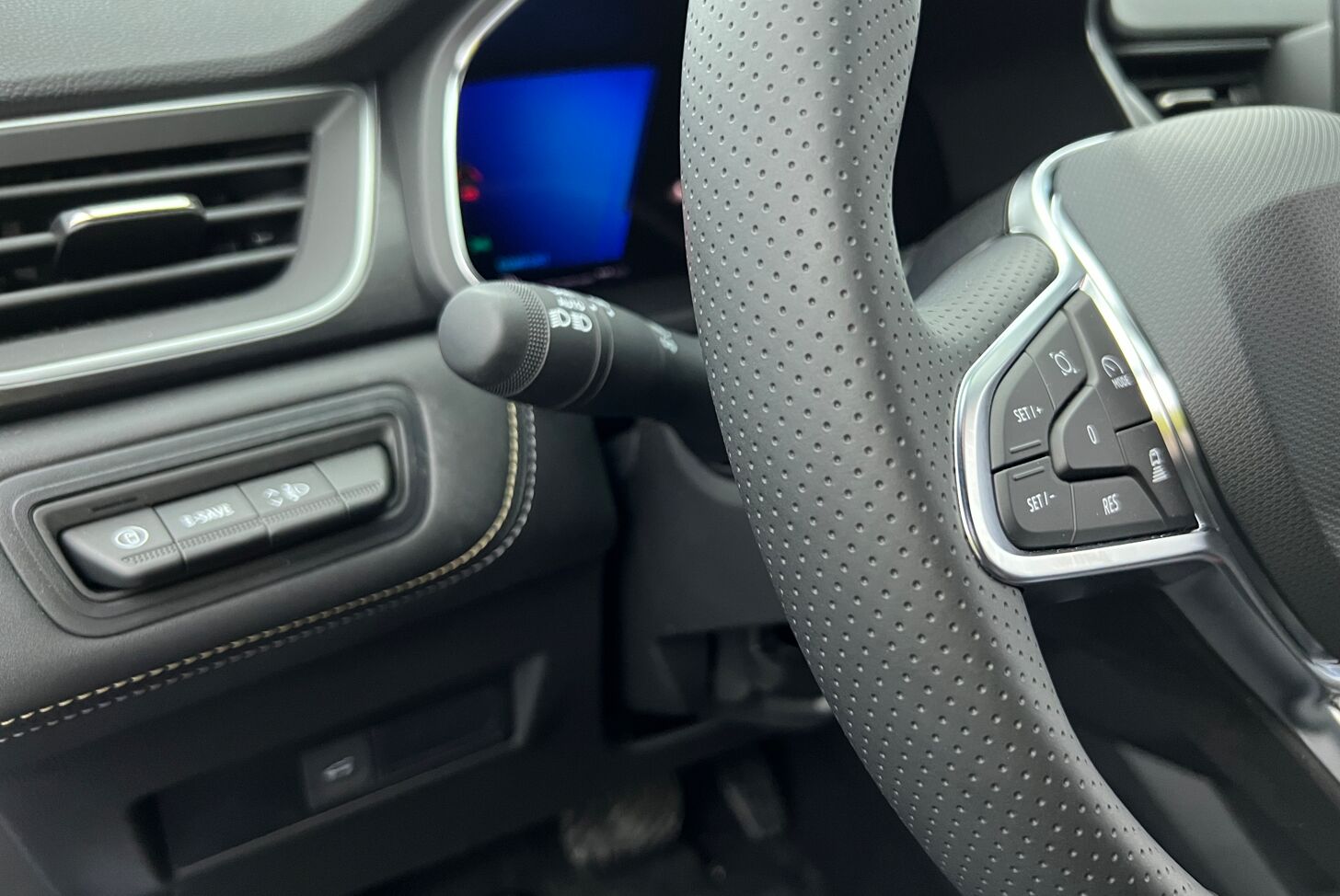 RENAULT Symbioz SUV Hybride Essence