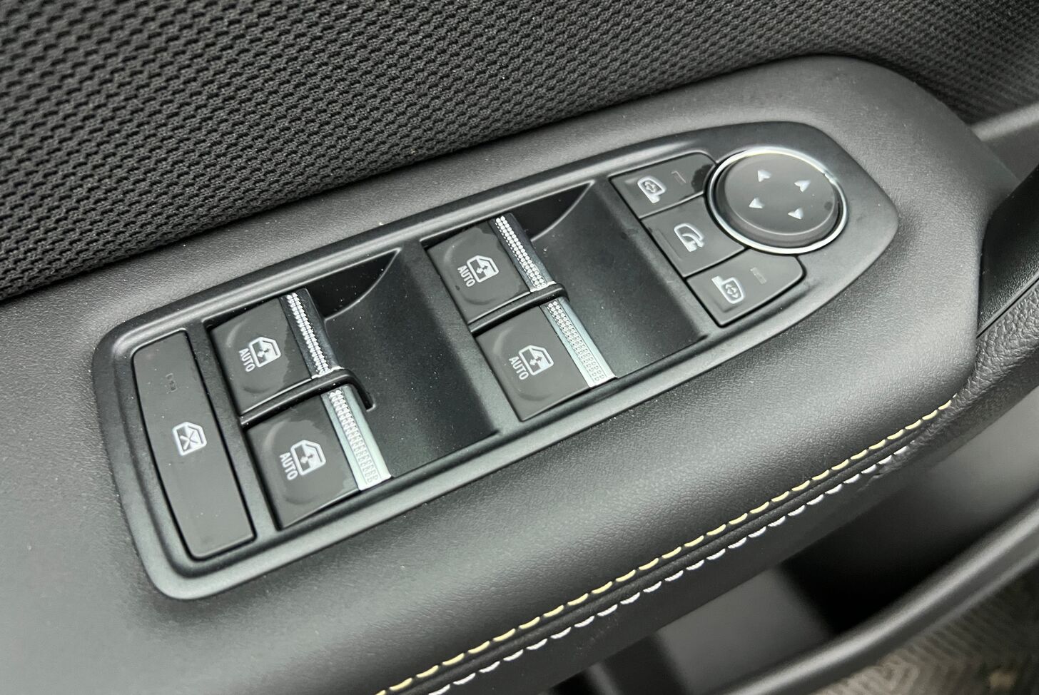 RENAULT Symbioz SUV Hybride Essence