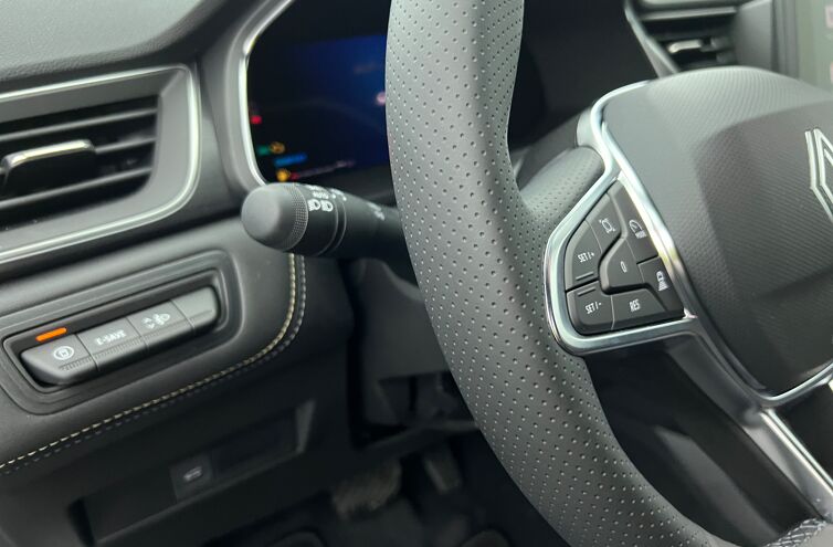 RENAULT Symbioz SUV Hybride Essence