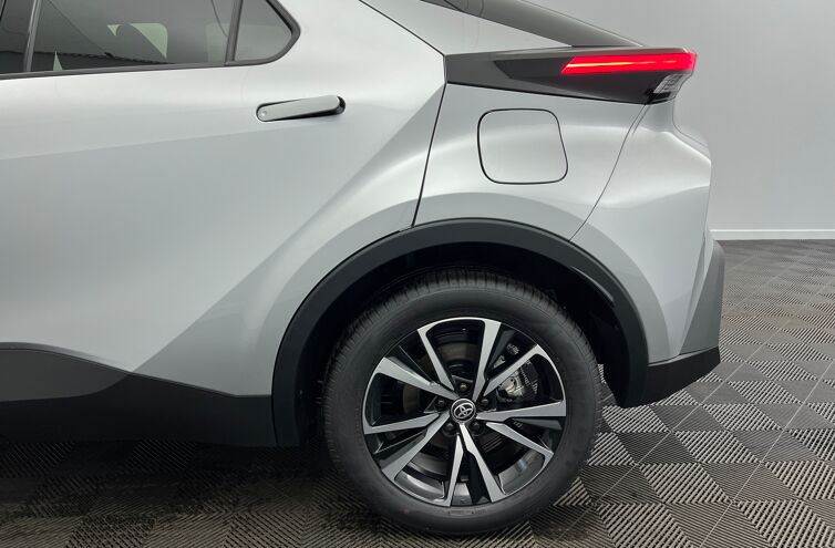 TOYOTA C-HR SUV Hybride Essence