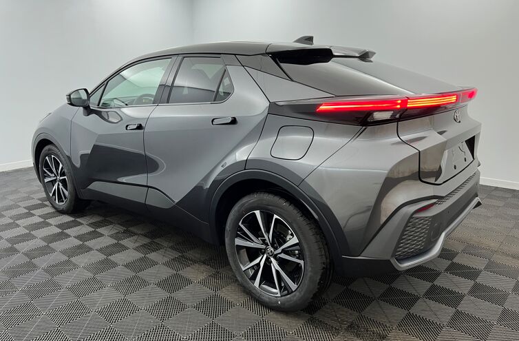 TOYOTA C-HR SUV Hybride Essence