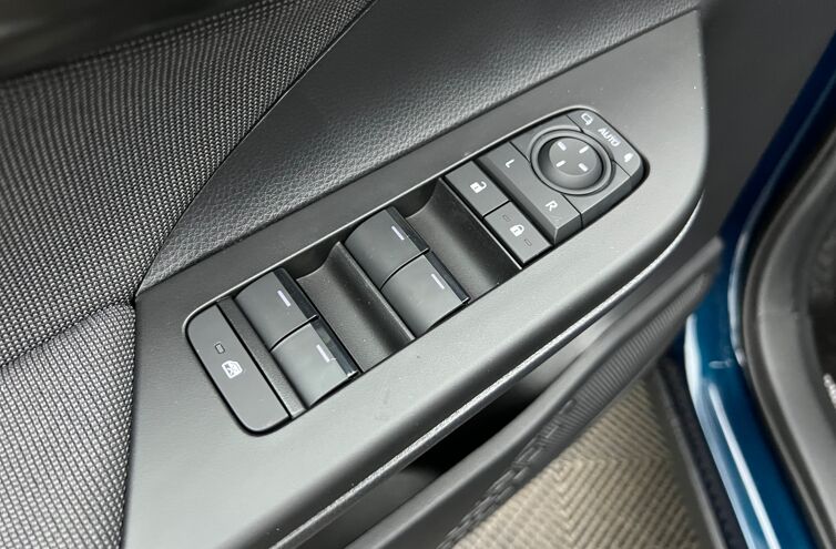 TOYOTA C-HR SUV Hybride Essence