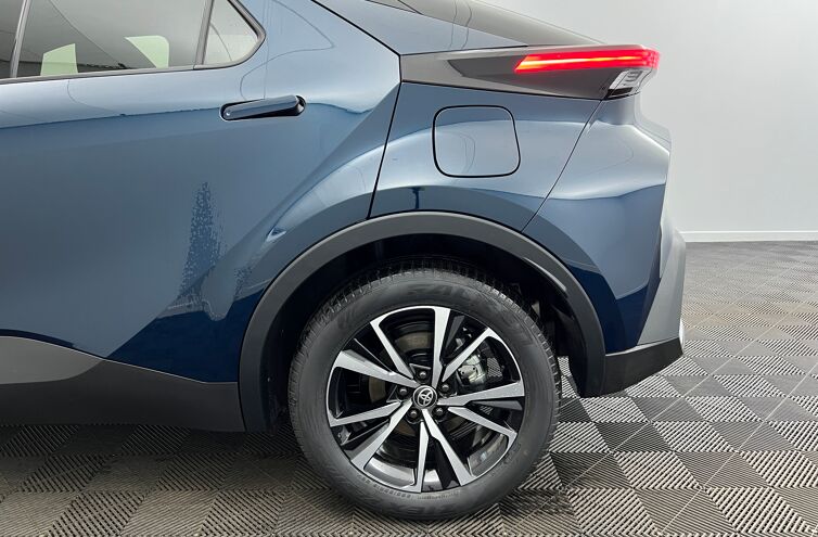 TOYOTA C-HR SUV Hybride Essence