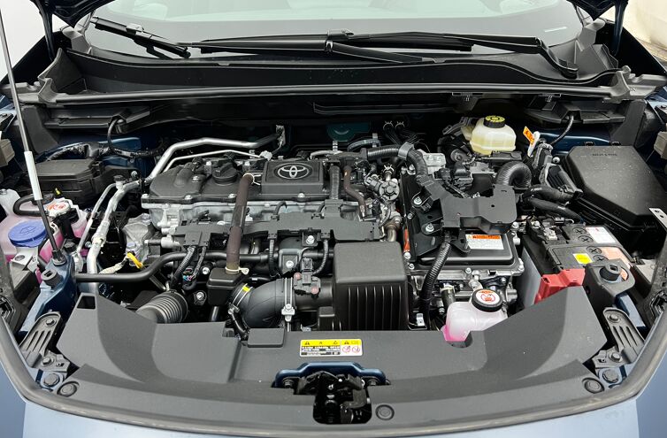 TOYOTA C-HR SUV Hybride Essence