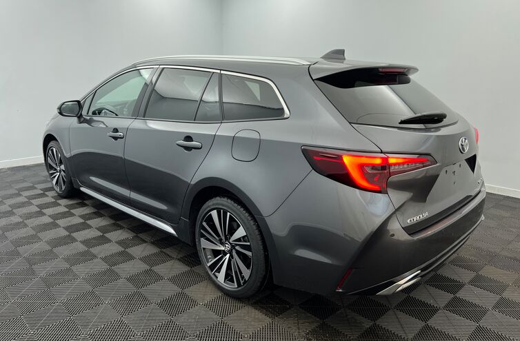 TOYOTA Corolla Touring Sports Break Hybride Essence