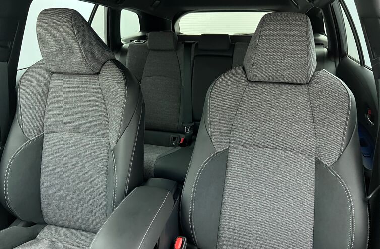 TOYOTA Corolla Touring Sports Break Hybride Essence