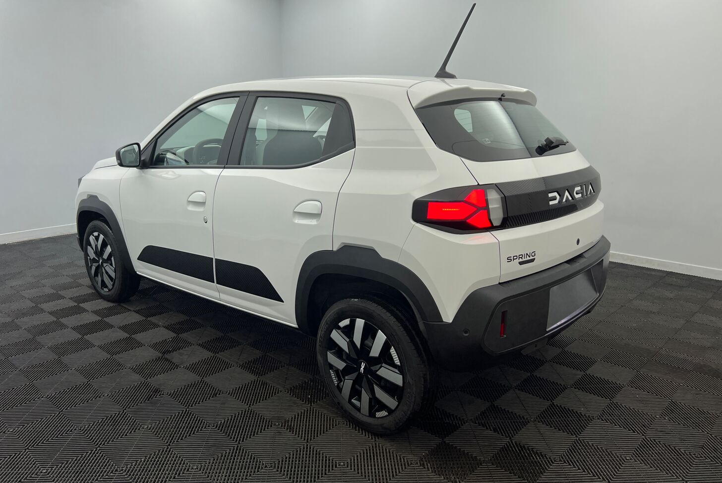 DACIA Spring Berline Electrique 