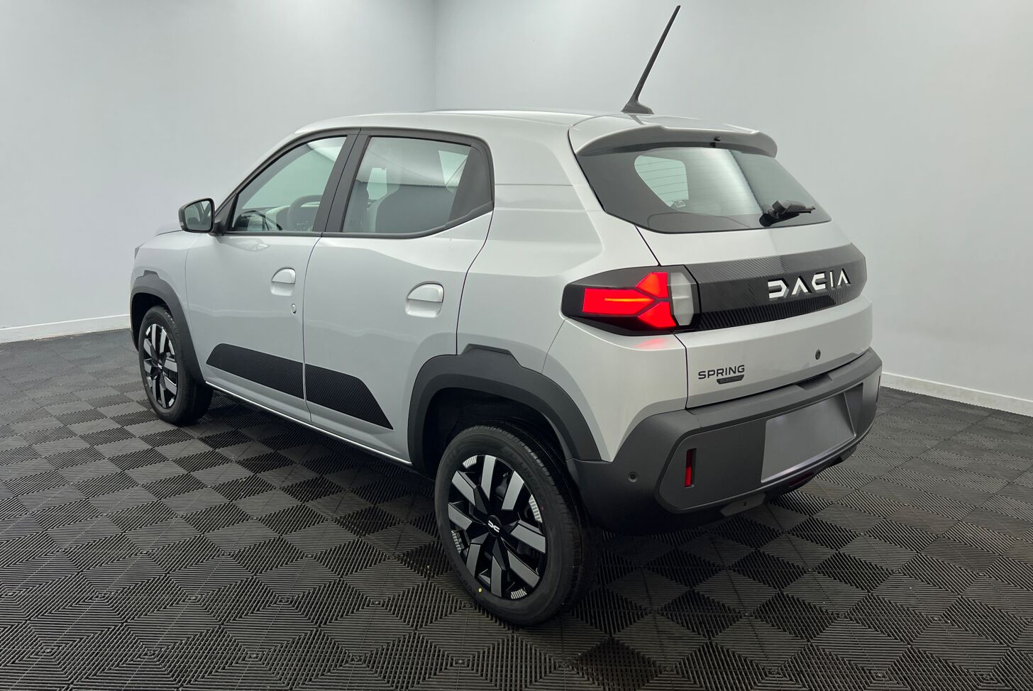 DACIA Spring Berline Electrique 