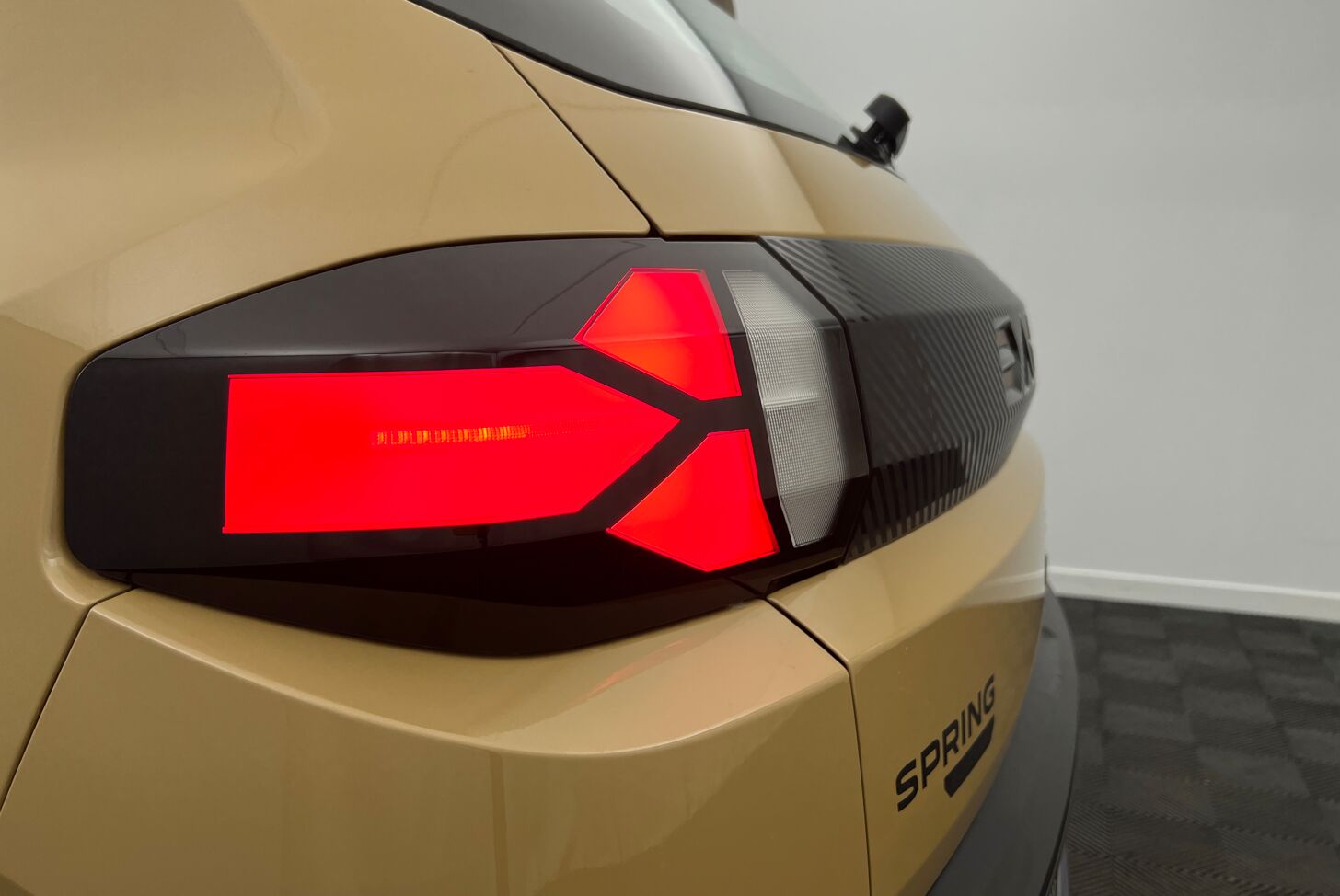 DACIA Spring Citadine Electrique 