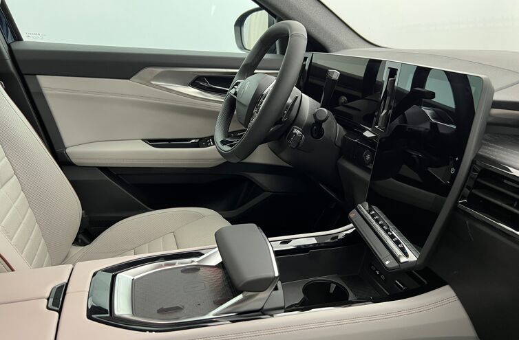 RENAULT Espace SUV Hybride Essence