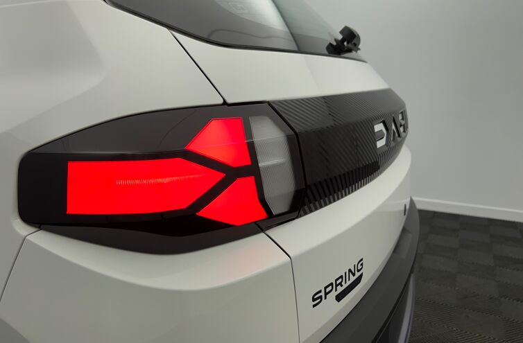 DACIA Spring Berline Electrique 
