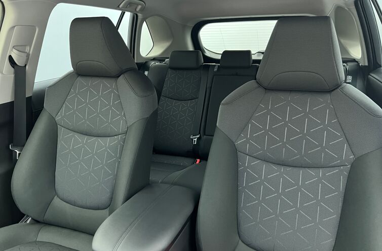 TOYOTA Rav4 SUV Hybride Essence