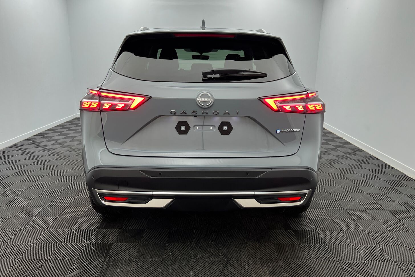 NISSAN Qashqai SUV Hybride Essence