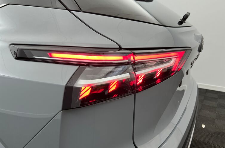 NISSAN Qashqai SUV Hybride Essence