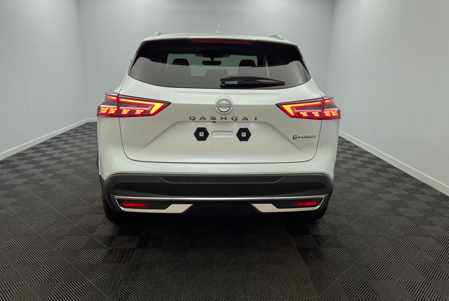 NISSAN Qashqai SUV Hybride Essence