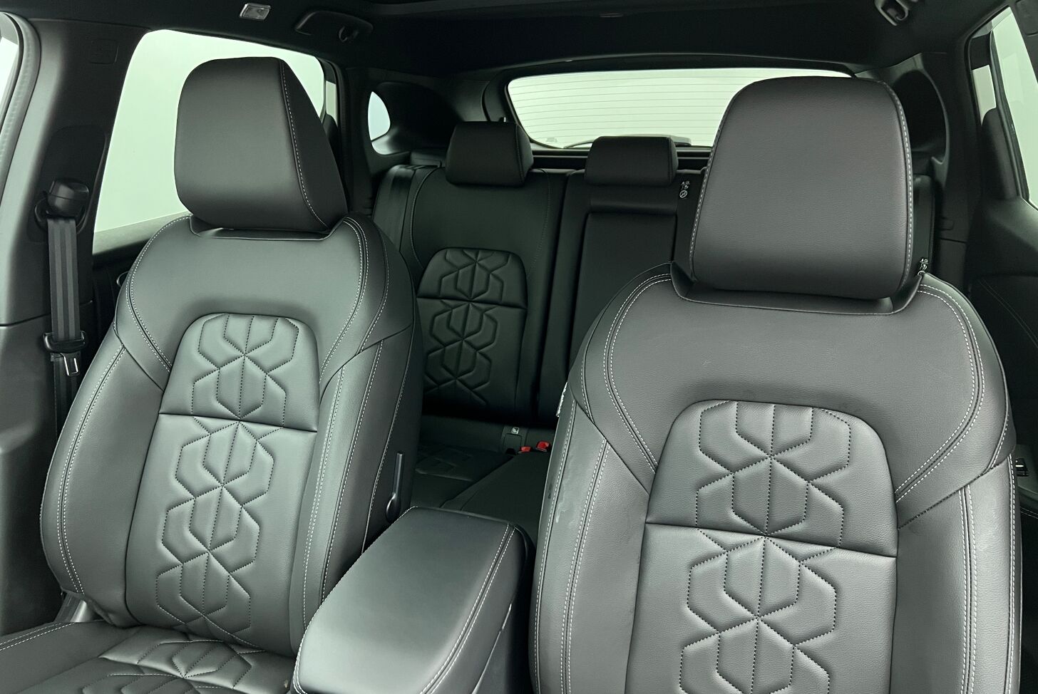 NISSAN Qashqai SUV Hybride Essence