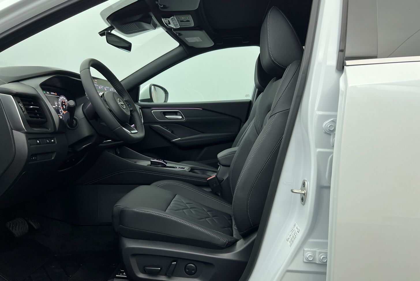 NISSAN Qashqai SUV Hybride Essence