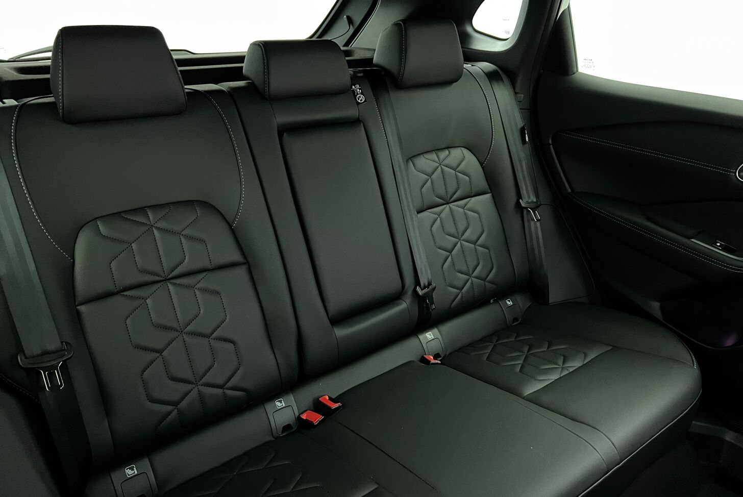 NISSAN Qashqai SUV Hybride Essence