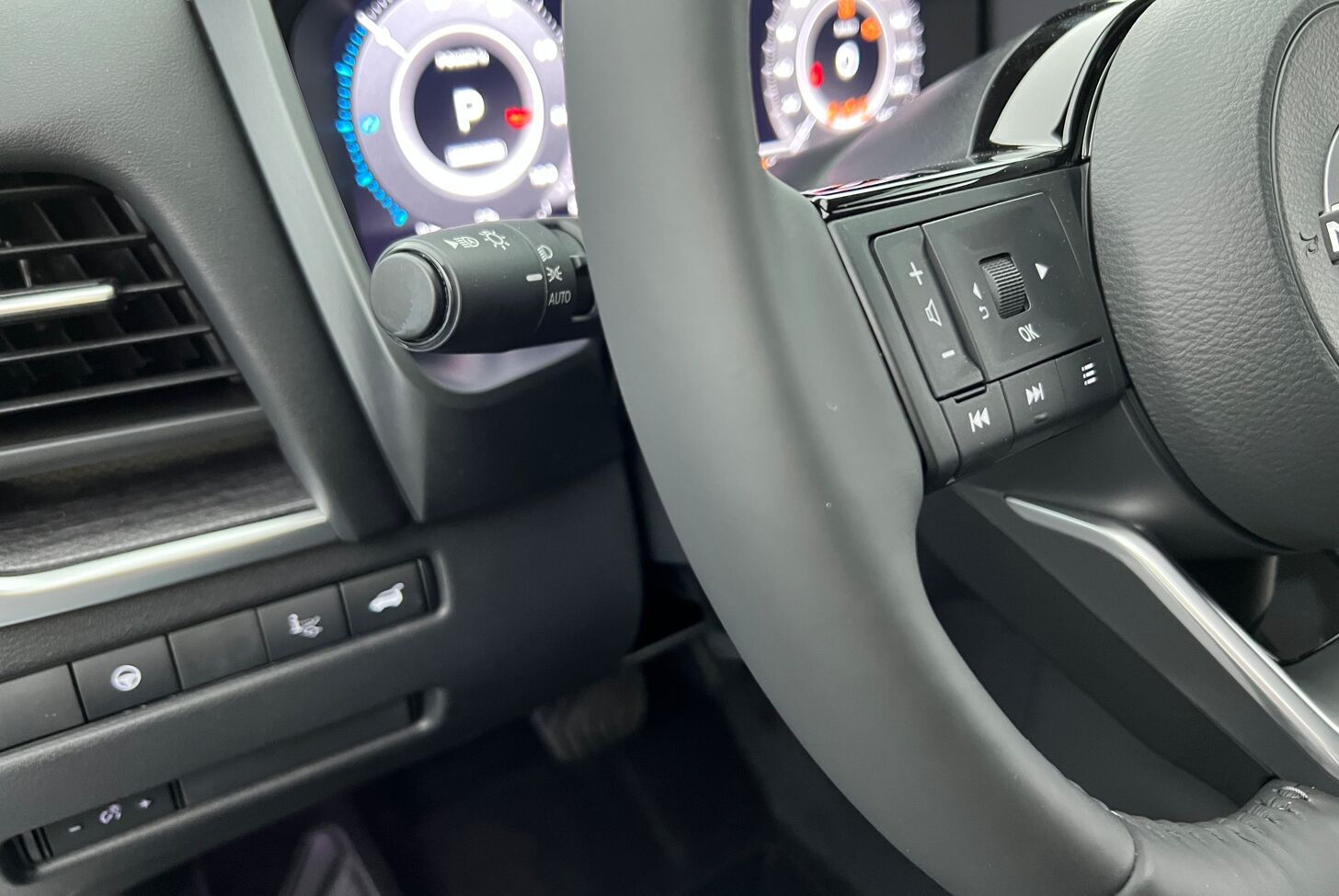 NISSAN Qashqai SUV Hybride Essence