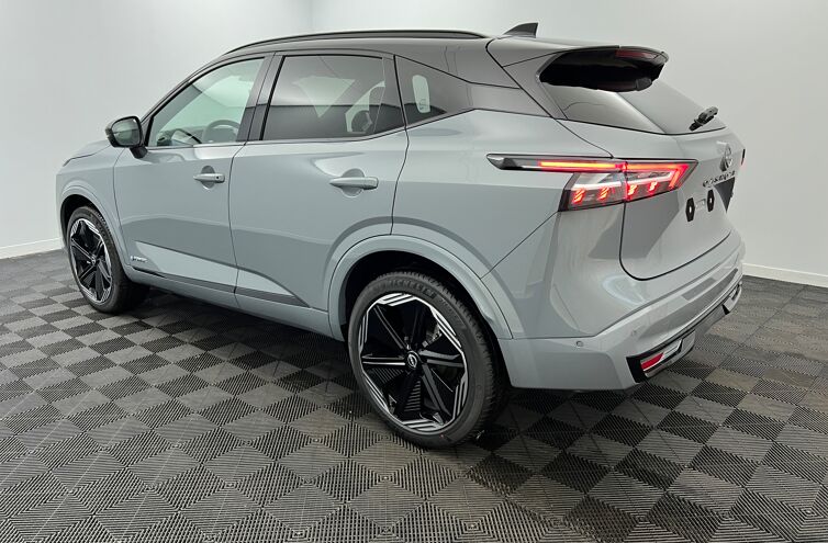 NISSAN Qashqai SUV Hybride Essence