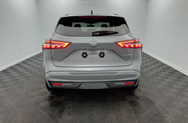 NISSAN Qashqai SUV Hybride Essence