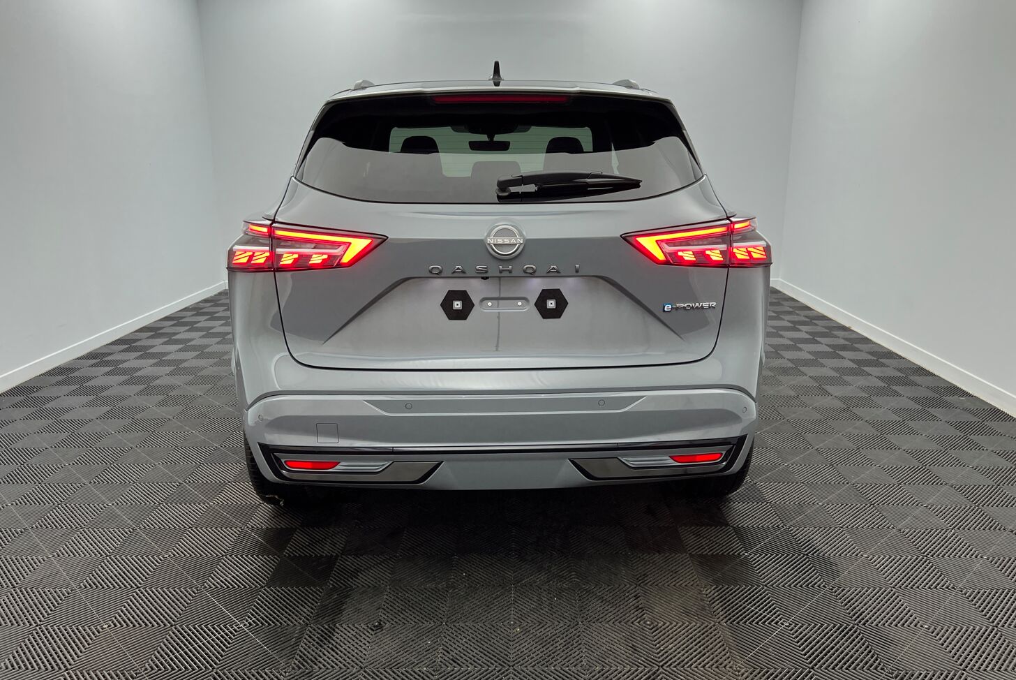 NISSAN Qashqai SUV Hybride Essence