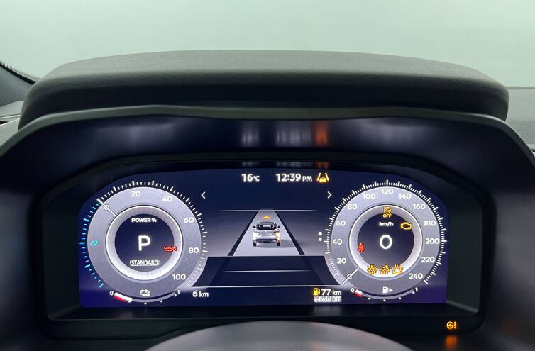 NISSAN Qashqai SUV Hybride Essence