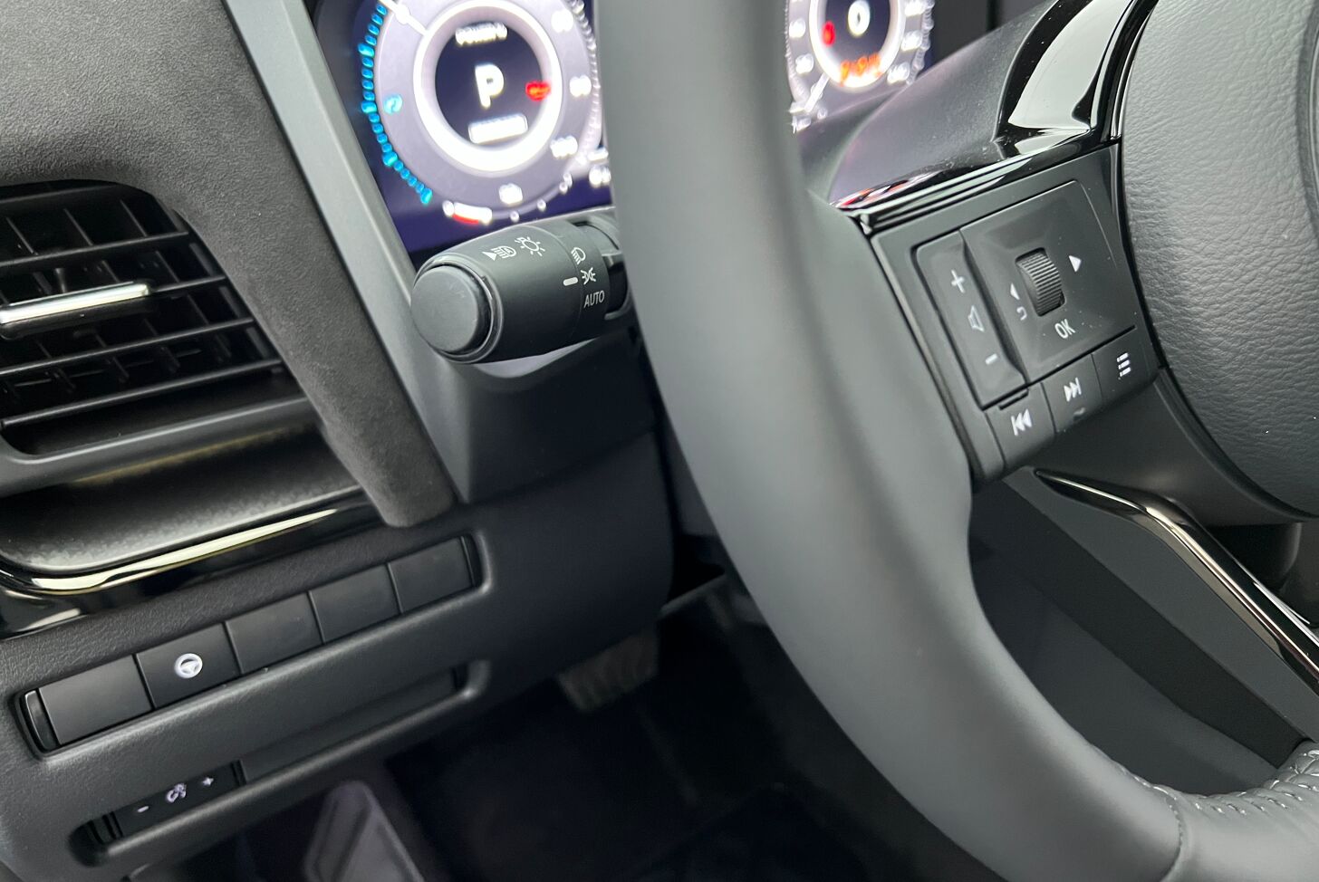 NISSAN Qashqai SUV Hybride Essence