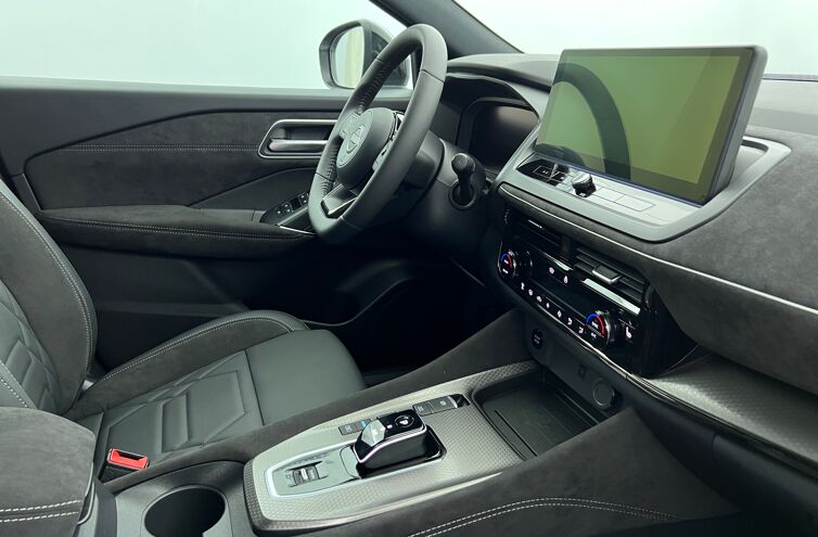 NISSAN Qashqai SUV Hybride Essence