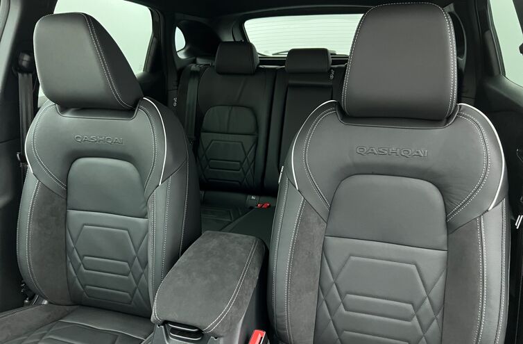 NISSAN Qashqai SUV Hybride Essence