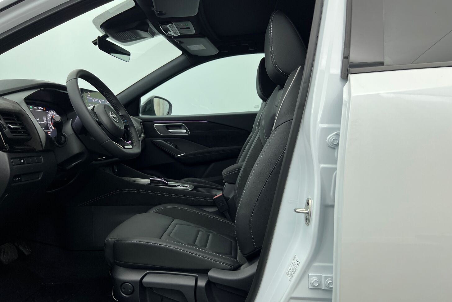 NISSAN Qashqai SUV Hybride Essence