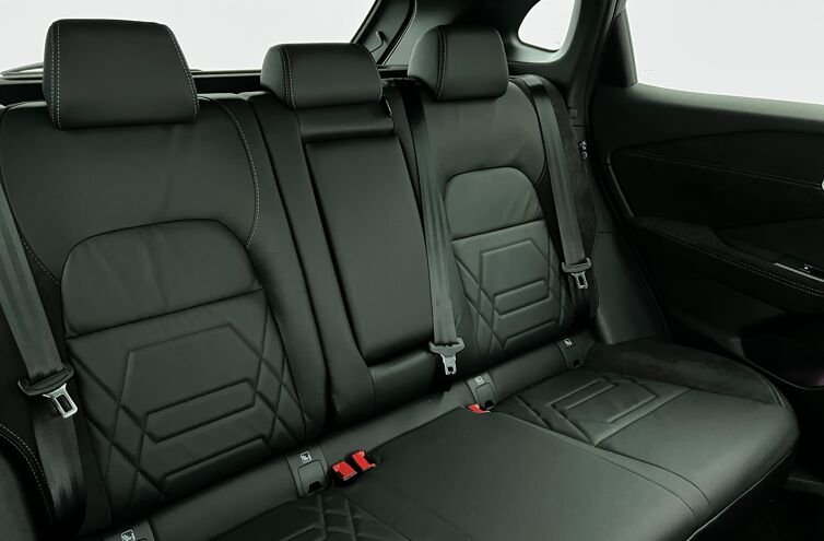 NISSAN Qashqai SUV Hybride Essence