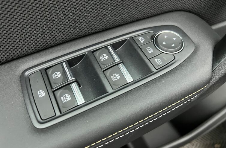 RENAULT Symbioz SUV Hybride Essence