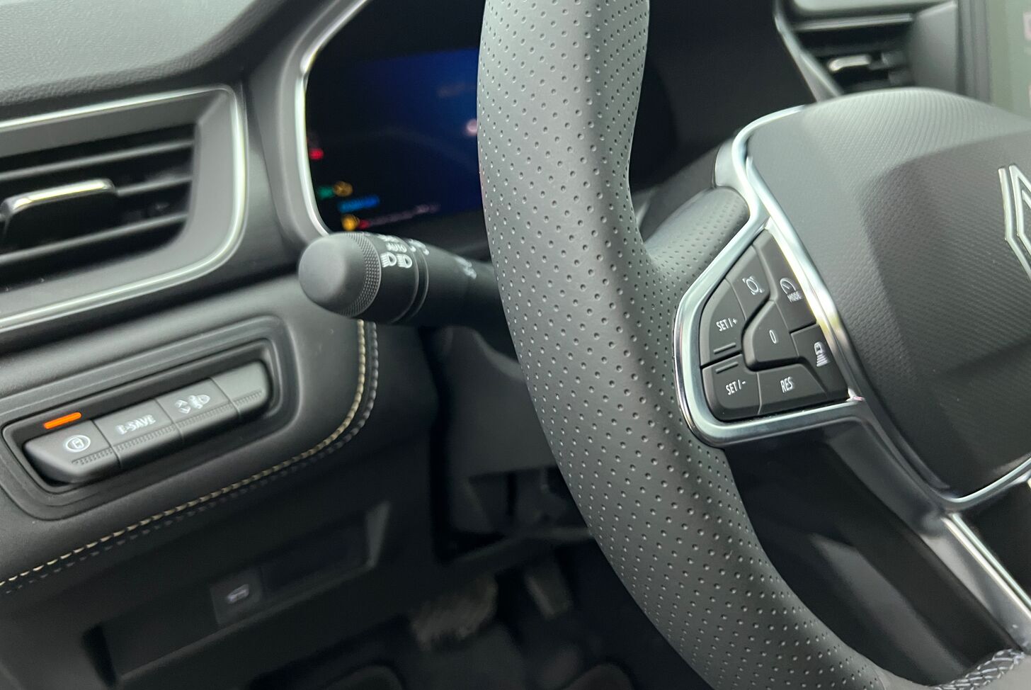 RENAULT Symbioz SUV Hybride Essence