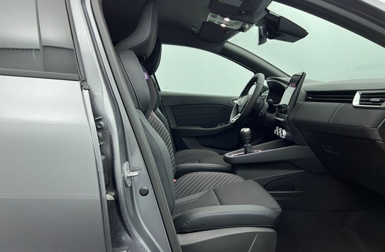 RENAULT Clio Berline Essence 