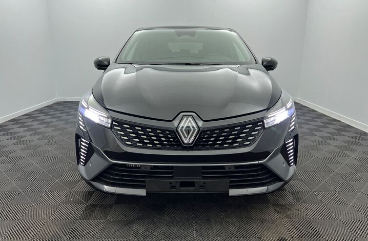 RENAULT Clio Berline Essence 