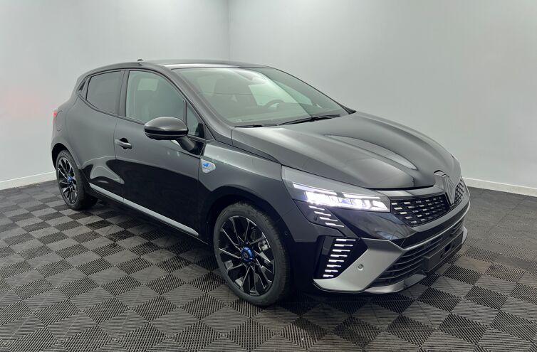 RENAULT Clio Berline Essence 