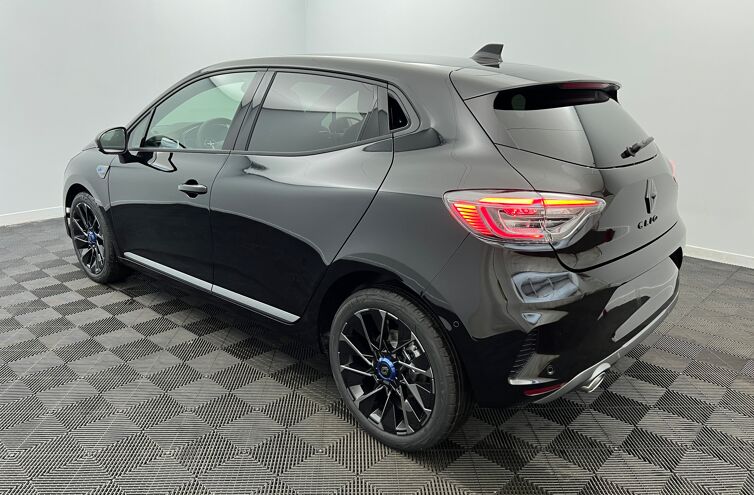 RENAULT Clio Berline Essence 