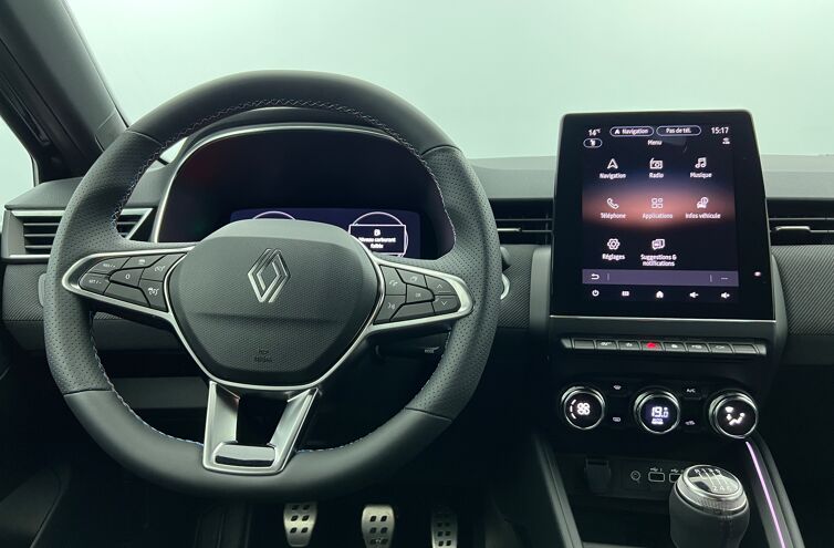 RENAULT Clio Berline Essence 