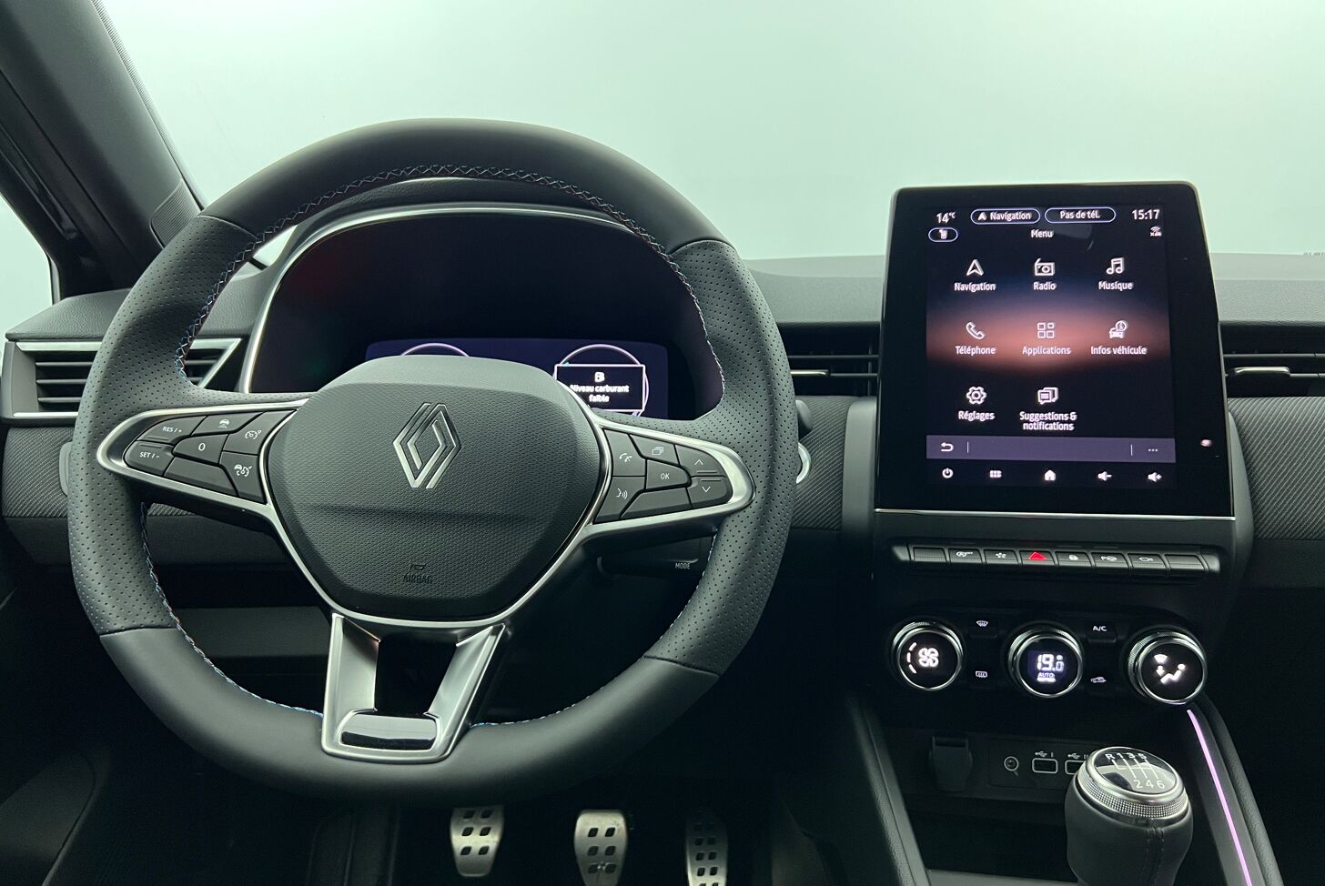 RENAULT Clio Berline Essence 