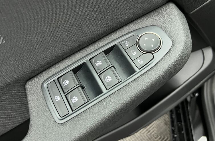 RENAULT Clio Berline Essence 