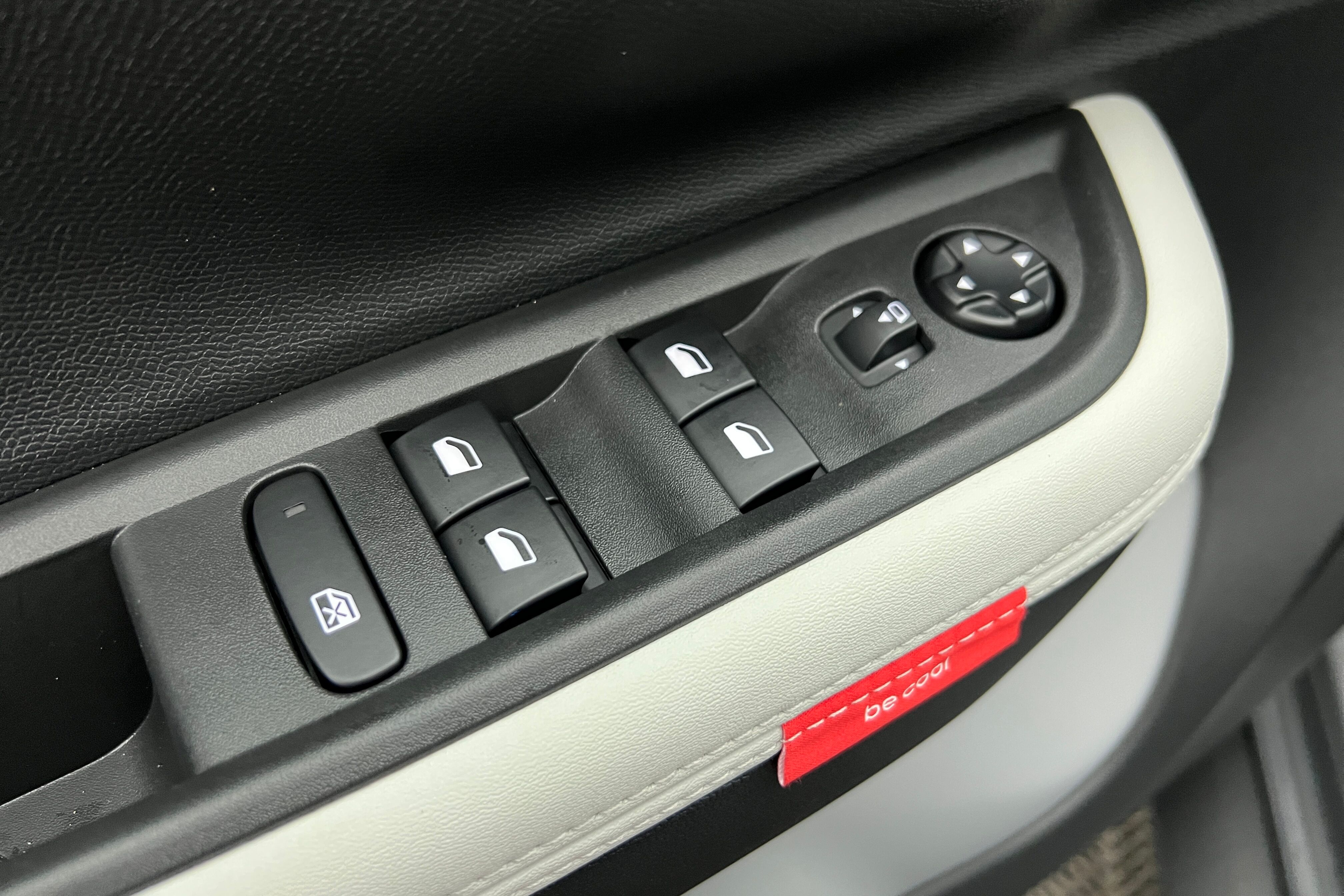 CITROEN C3 Aircross SUV Hybride — photo 15