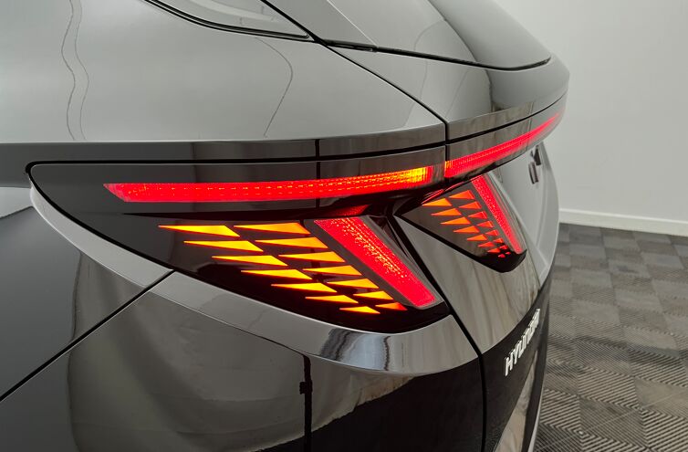 HYUNDAI Tucson SUV Hybride Essence