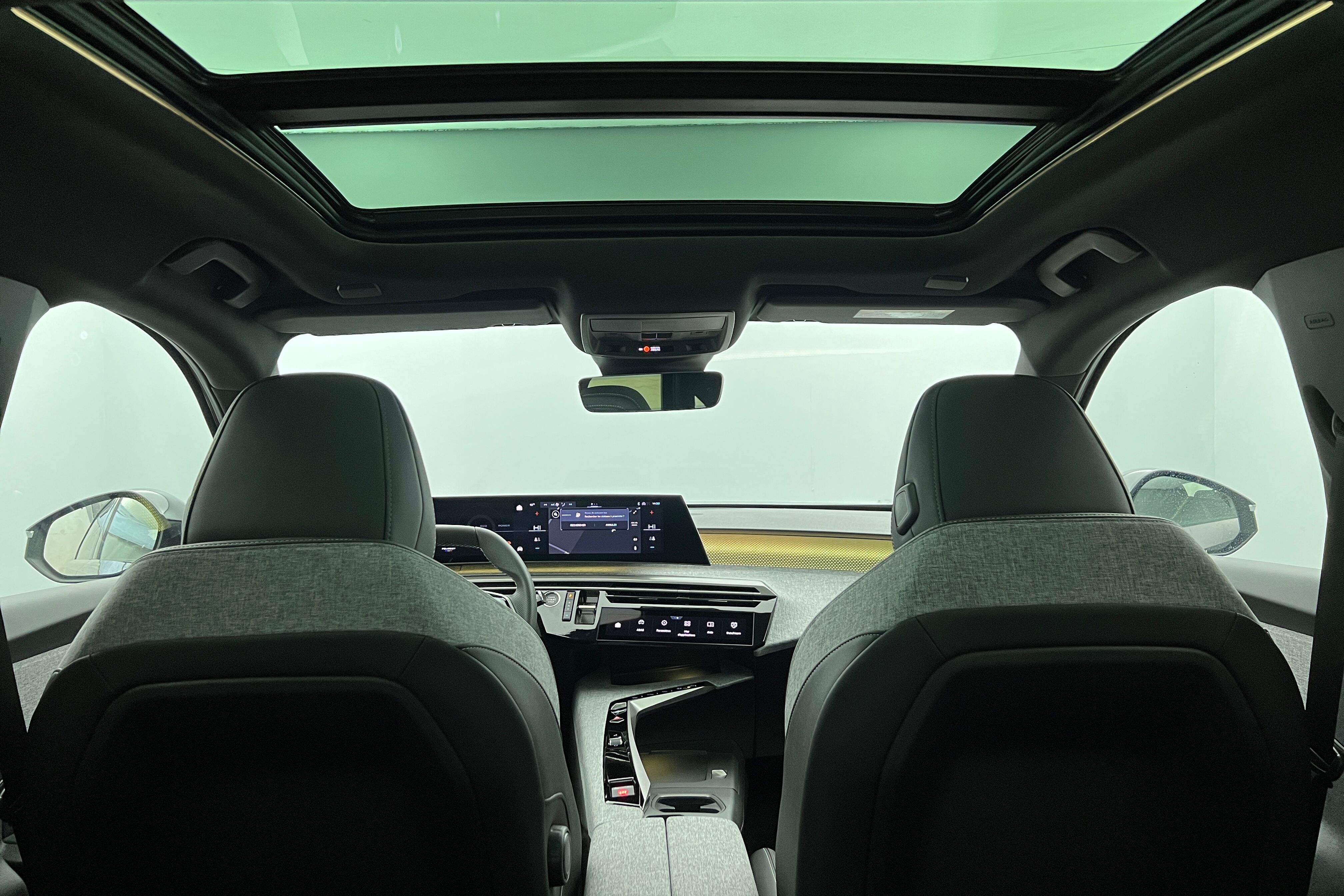 PEUGEOT 3008 SUV Hybride — photo 22